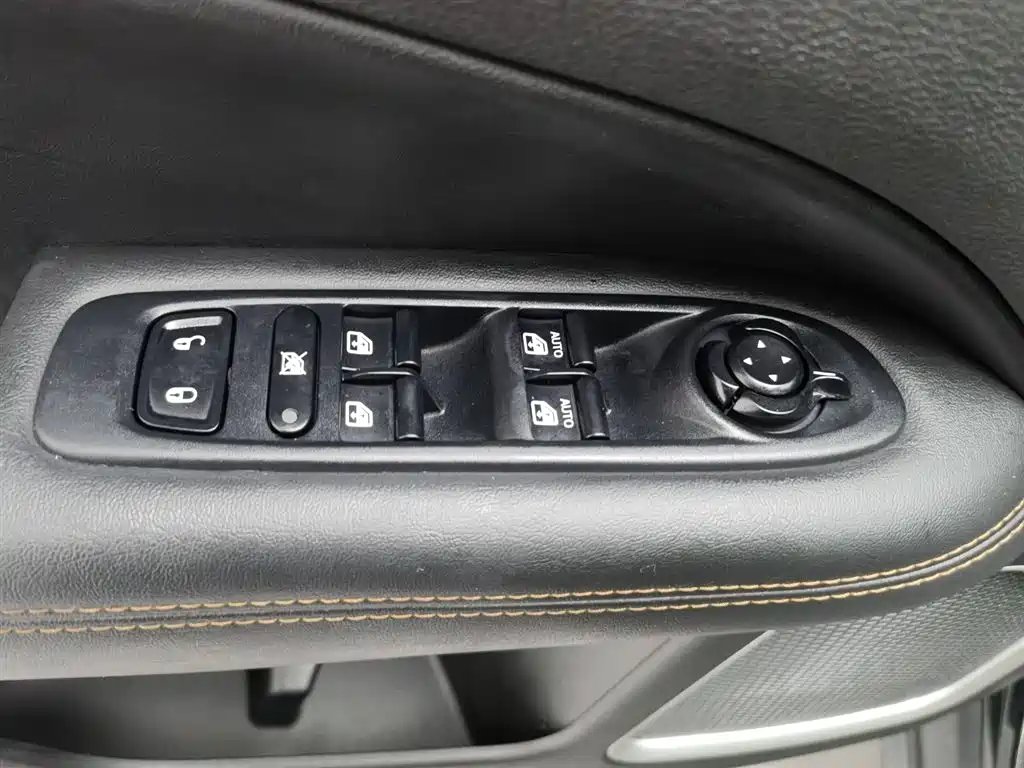 Jeep Compass 2020 — фото 9