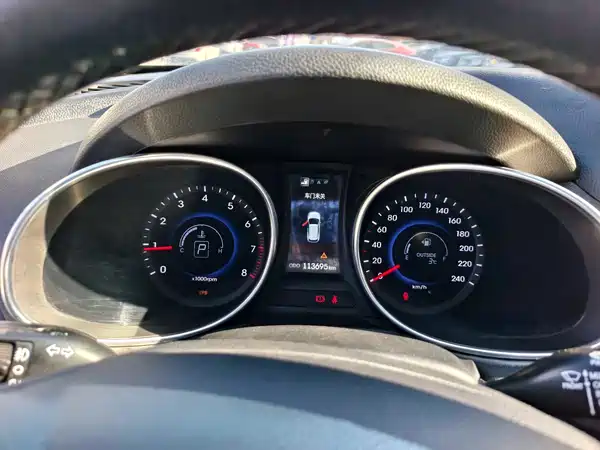 Hyundai Santa Fe 2013