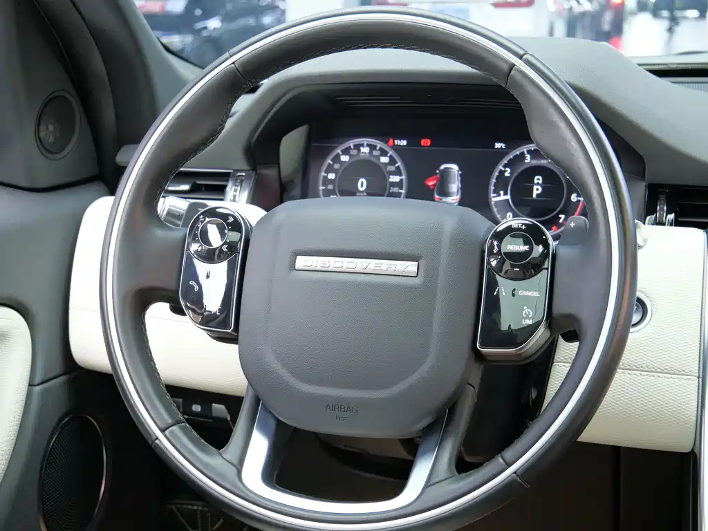 Land Rover Discovery Sport 2021 — фото 17