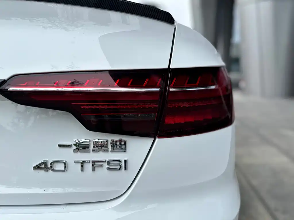 Audi A4L 2021 — фото 26