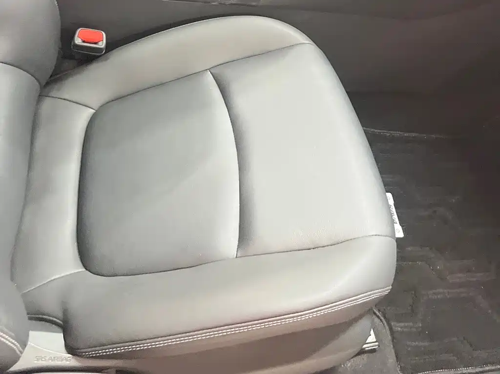 Toyota RAV4 2020 — фото 13