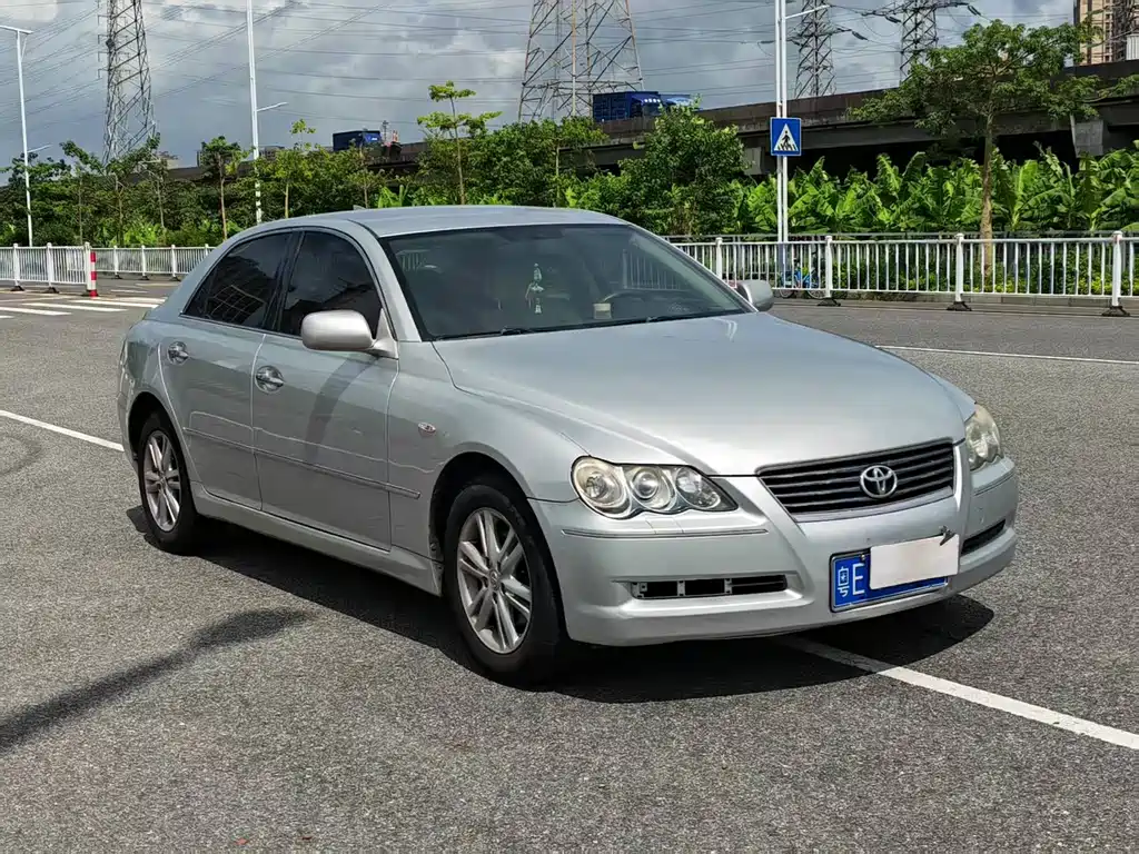 Toyota Reiz 2006