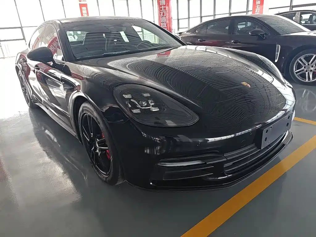 Porsche Panamera 2018