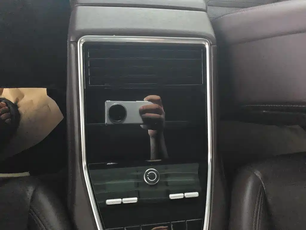 Porsche Panamera 2018 — фото 15