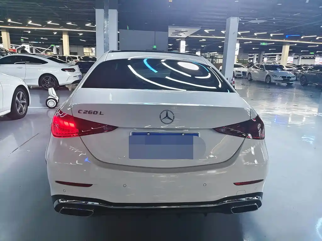 Mercedes-Benz C-Class 2023 — фото 23