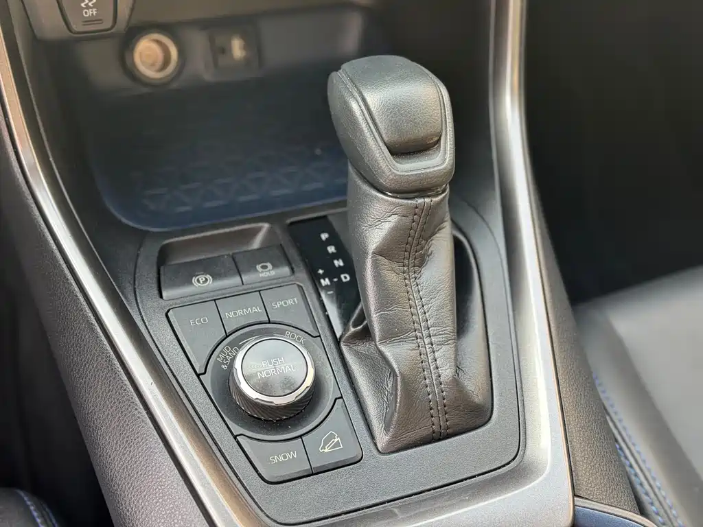 Toyota Wildlander 2020 — фото 16