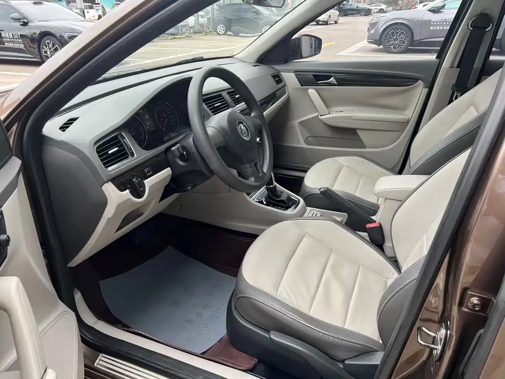 Volkswagen Gran Lavida 2014
