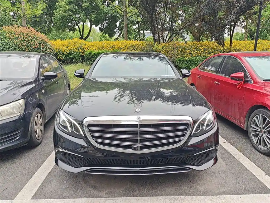 Mercedes-Benz E-Class 2018 — фото 3