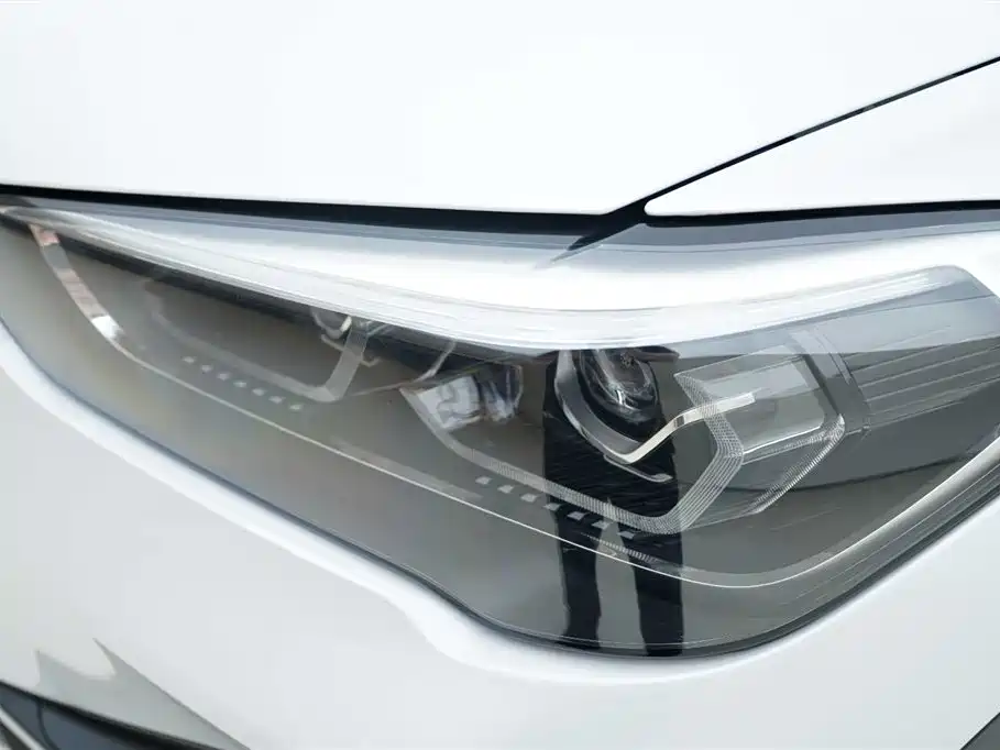 BMW X1 2020 — фото 15