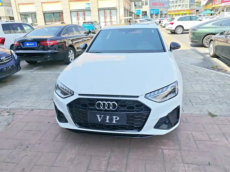 Audi A4L 2023