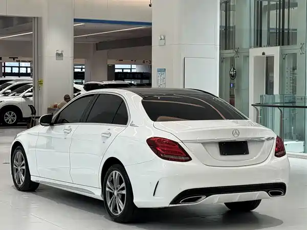 Mercedes-Benz C-Class 2018