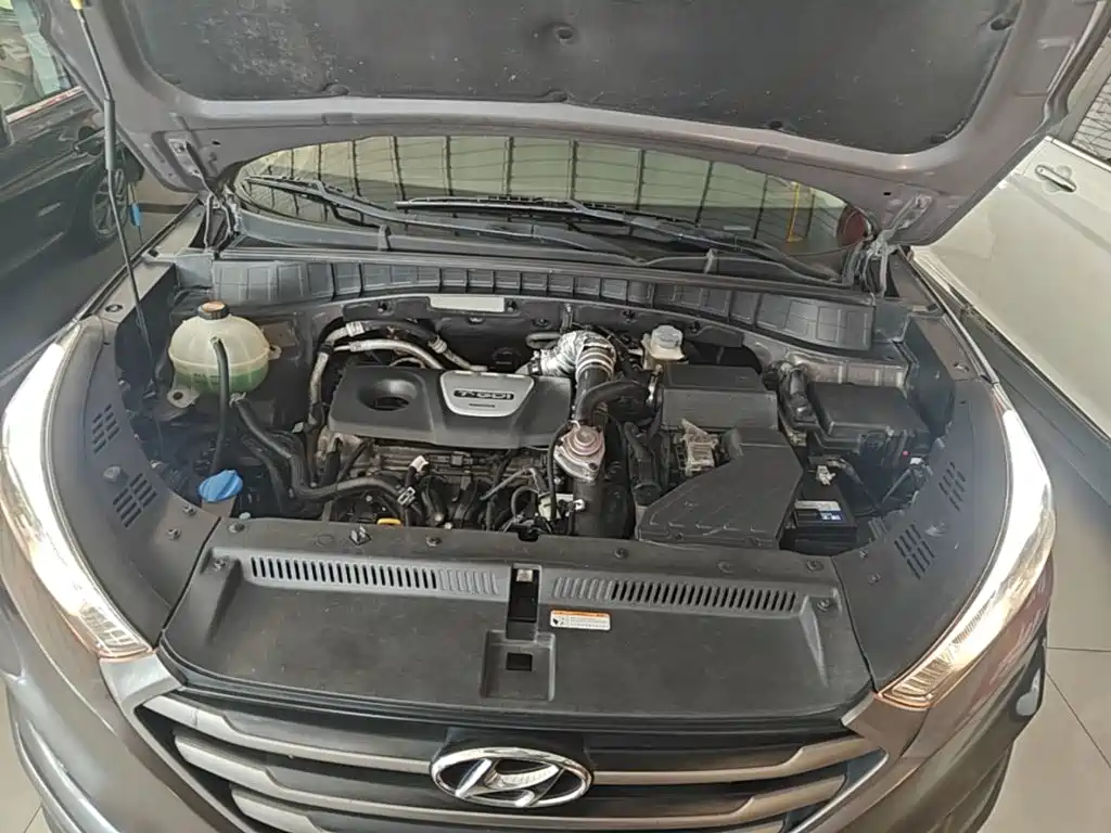 Hyundai Tucson 2016 — фото 20
