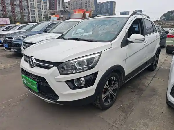BAIC Shenbao X25 2016