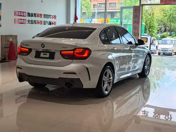 BMW 1 Series 2023