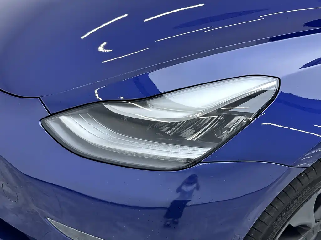Tesla Model 3 2019 — фото 11