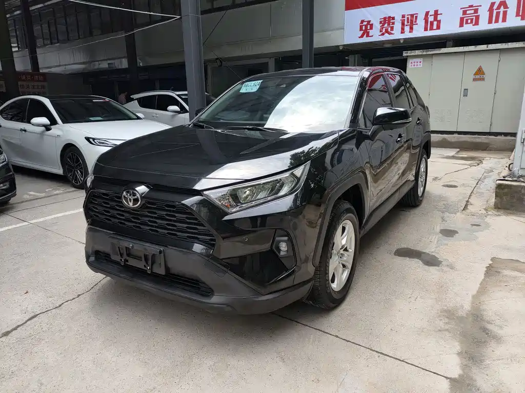 Toyota RAV4 2024