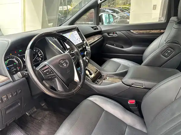 Toyota Vellfire 2022