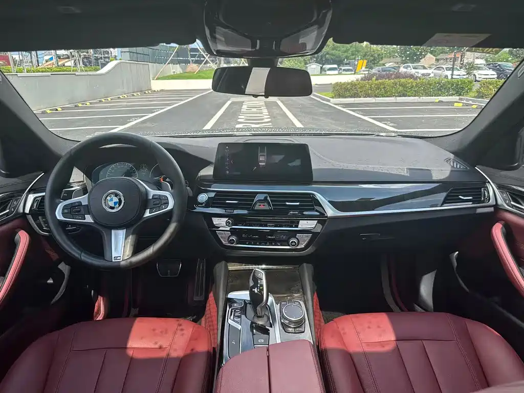 BMW 5 Series 2019