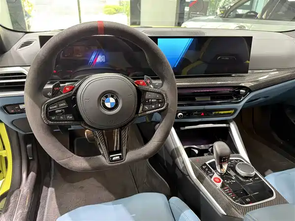 BMW M4 2024