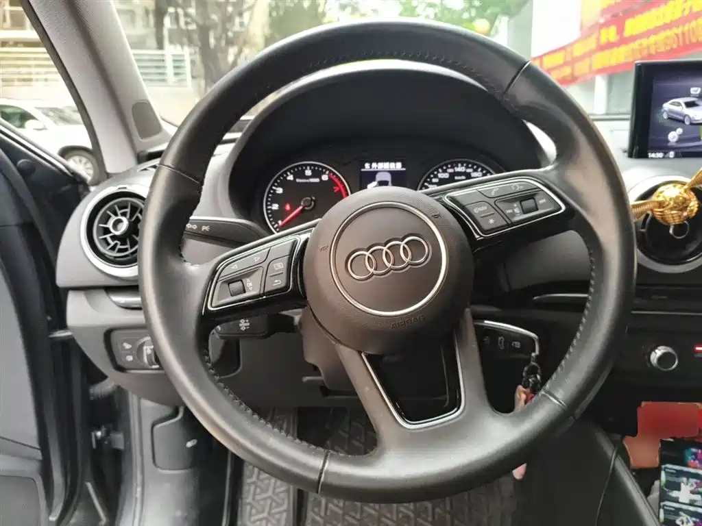 Audi A3 2021 — фото 11