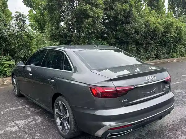 Audi A4L 2023