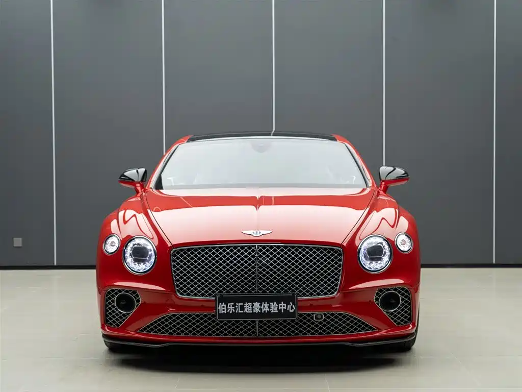Bentley Continental 2023 — фото 4