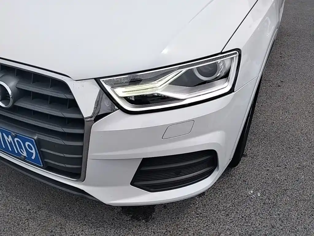 Audi Q3 2017 — фото 24