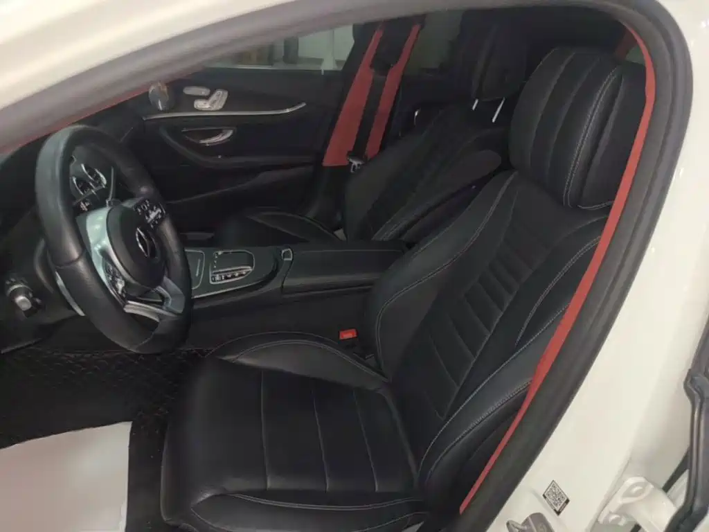 Mercedes-Benz E-Class 2020 — фото 15