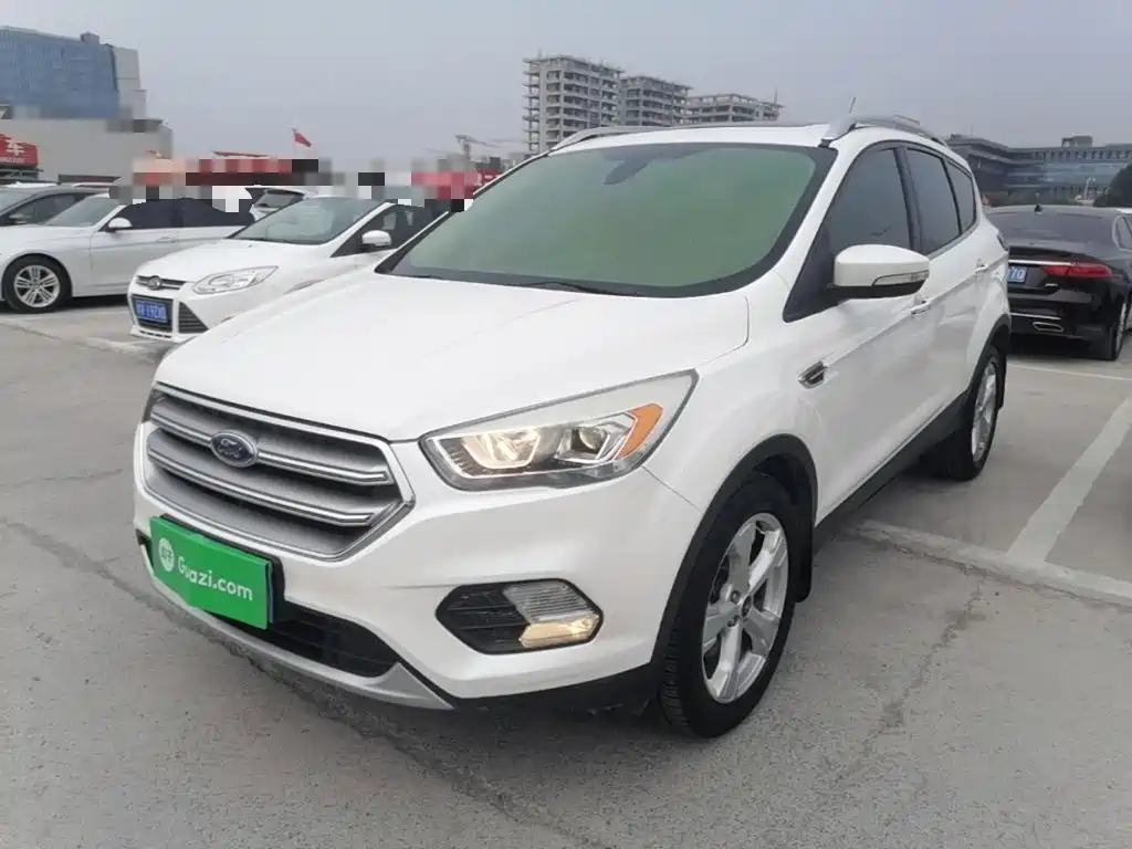 Ford Kuga 2016 — фото 1