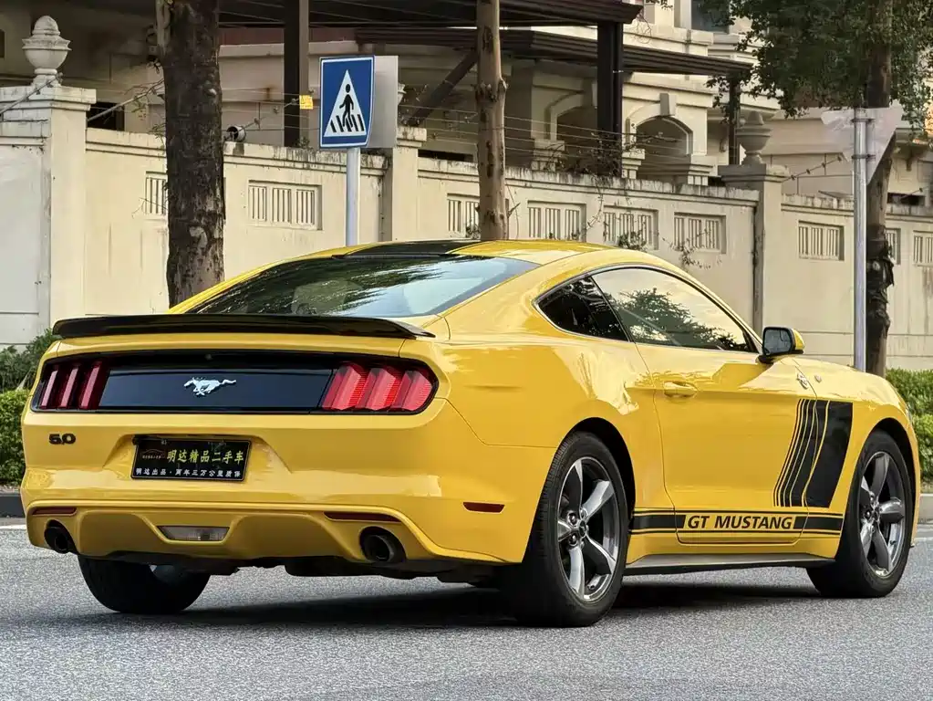 Ford Mustang 2016 — фото 7
