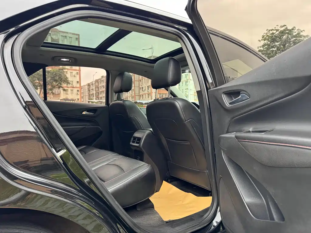 Chevrolet Equinox 2019 — фото 11
