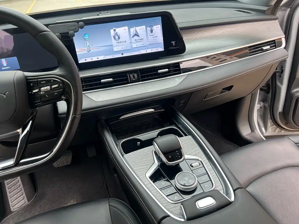 Chery Tiggo 8 PRO 2023 — фото 13