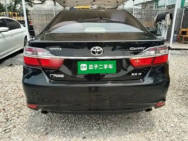 Toyota Camry 2015
