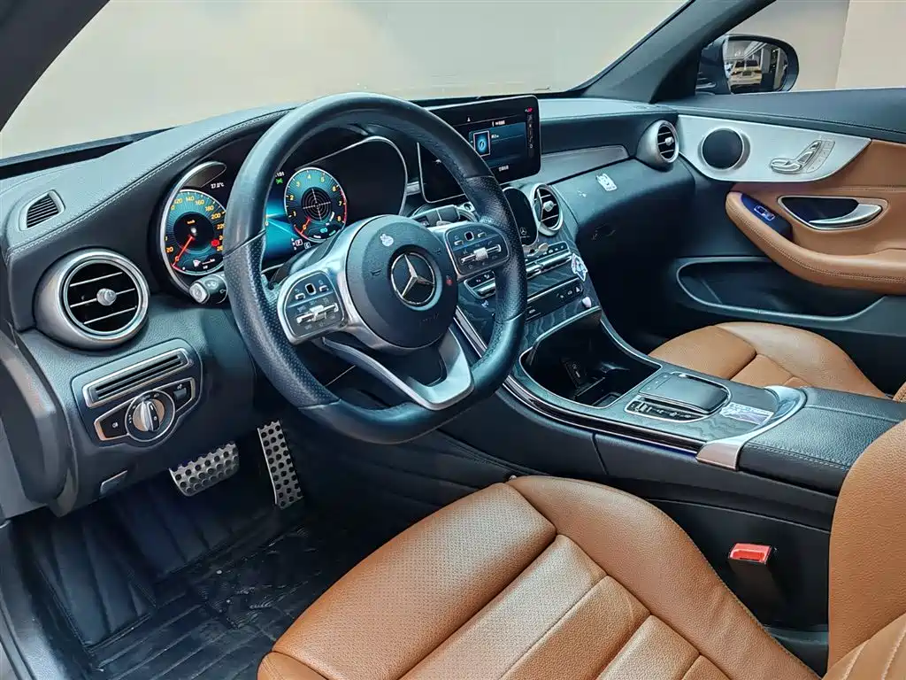 Mercedes-Benz C-Class 2019 — фото 17