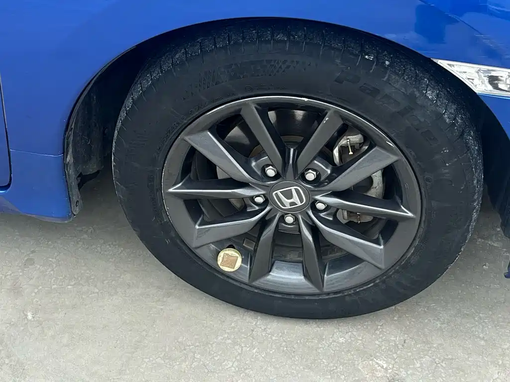 Honda Civic 2019 — фото 13