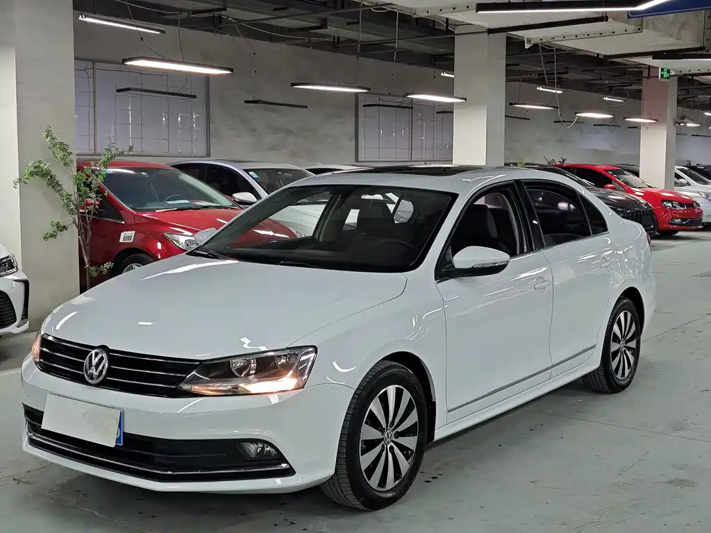 Volkswagen Sagitar 2018 — фото 3