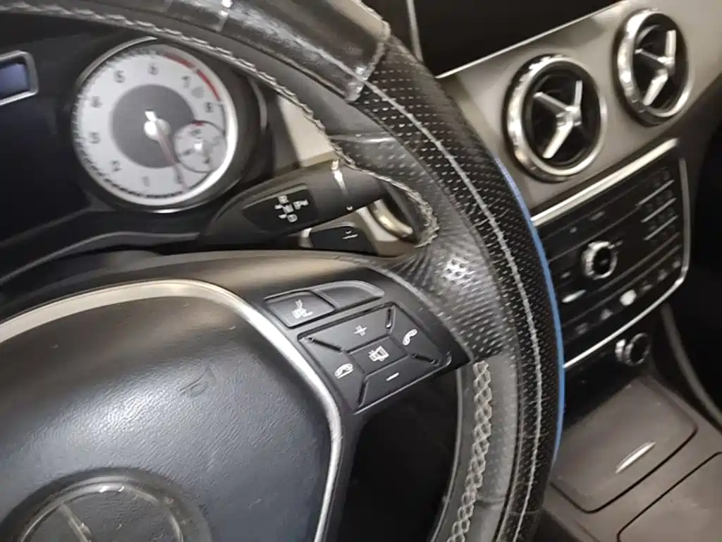 Mercedes-Benz GLA 2016 — фото 14