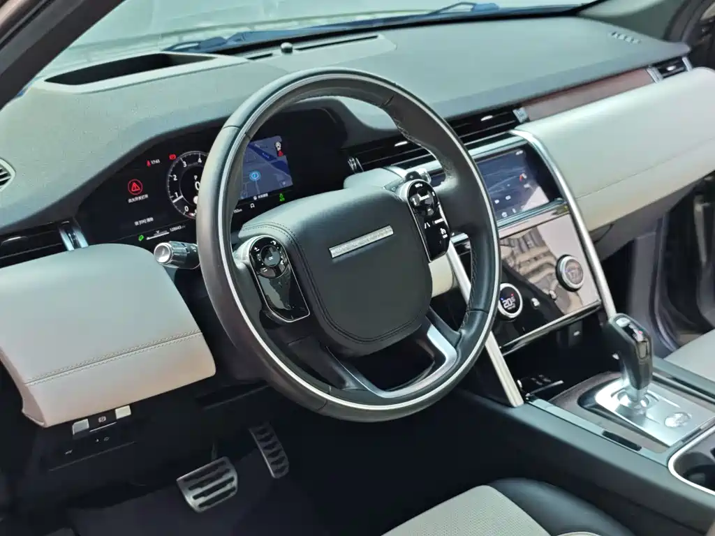 Land Rover Discovery Sport 2021 — фото 17