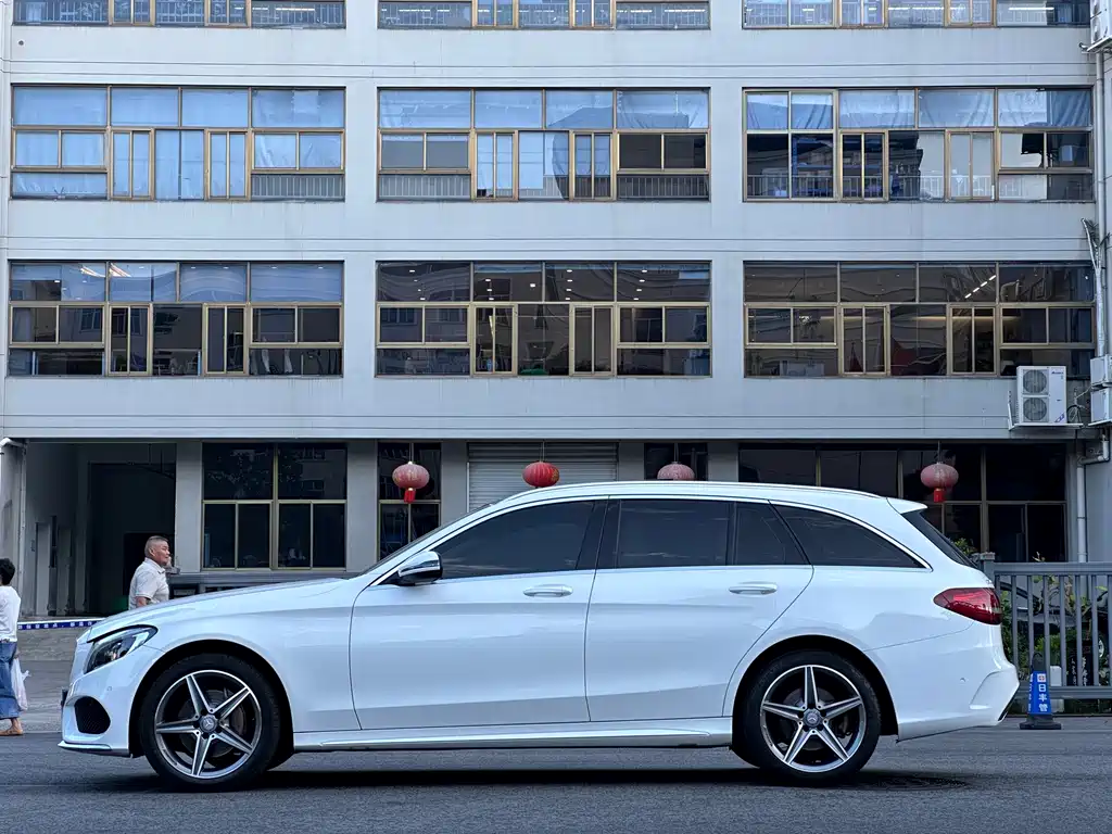 Mercedes-Benz C-Class 2017