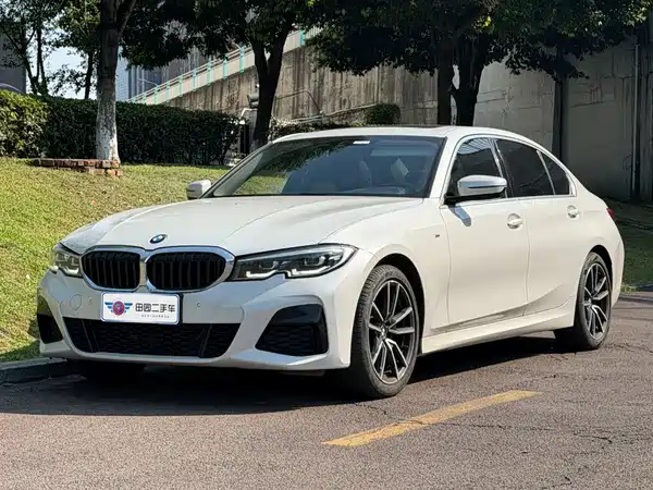 BMW 3 Series 2021