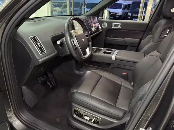 Li Auto L8 2024