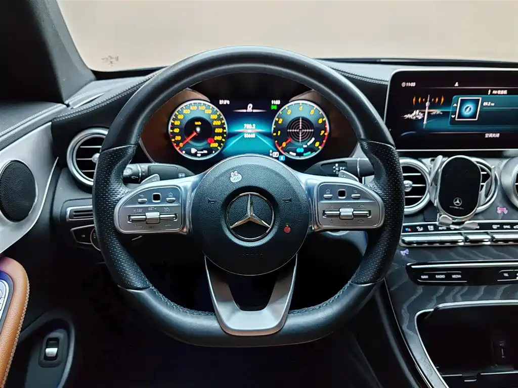 Mercedes-Benz C-Class 2019 — фото 8