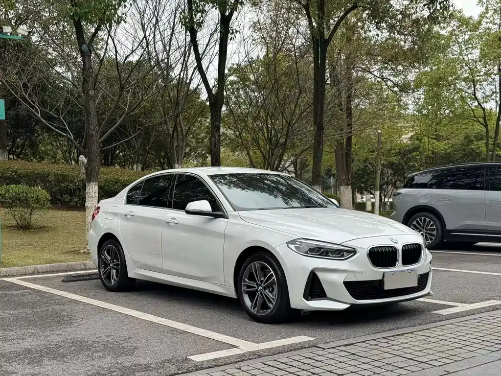 BMW 1 Series 2023