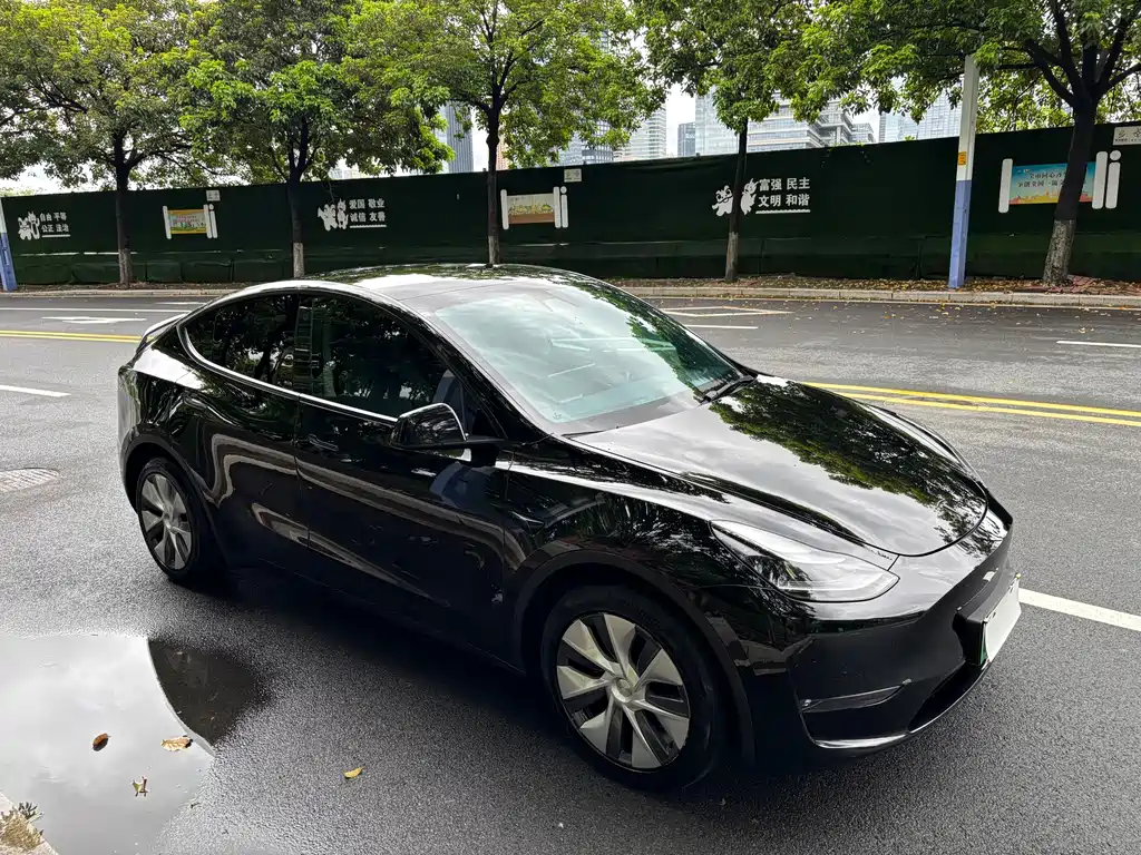 Tesla Model Y 2022 — фото 26