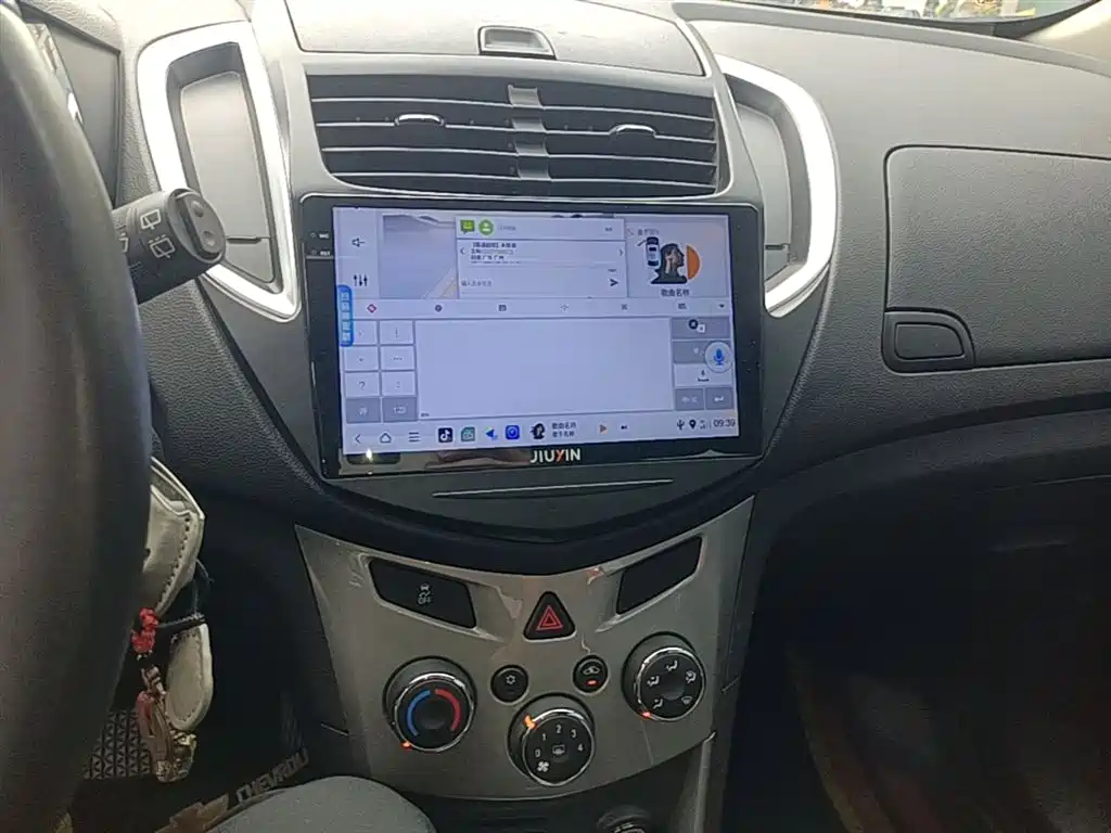 Chevrolet Trax 2014 — фото 13