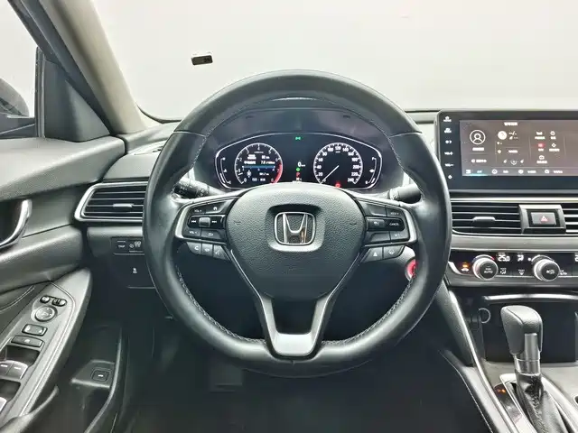 Honda Accord 2022 — фото 12