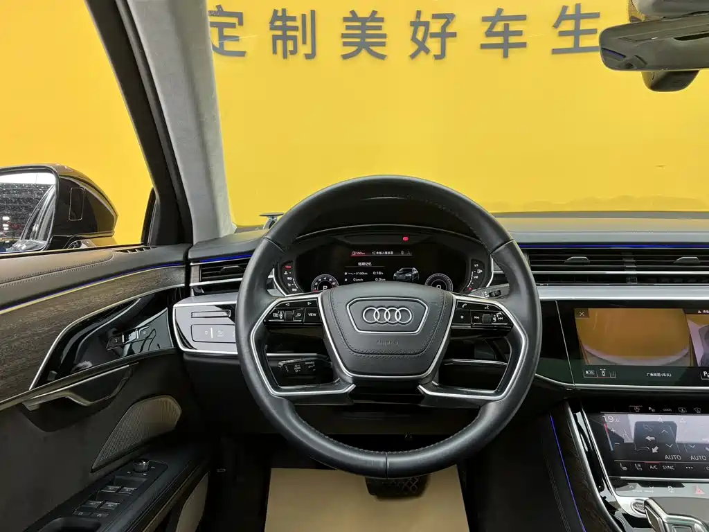 Audi A8 2021 — фото 37