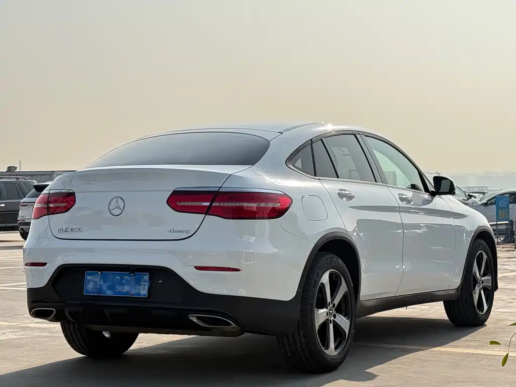 Mercedes-Benz GLC Coupe 2018 — фото 10