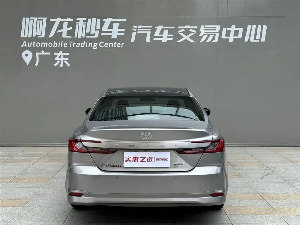 Toyota Camry 2024