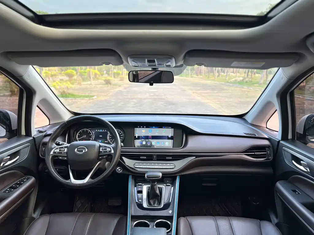 GAC Motor Trumpchi M6 2019 — фото 10
